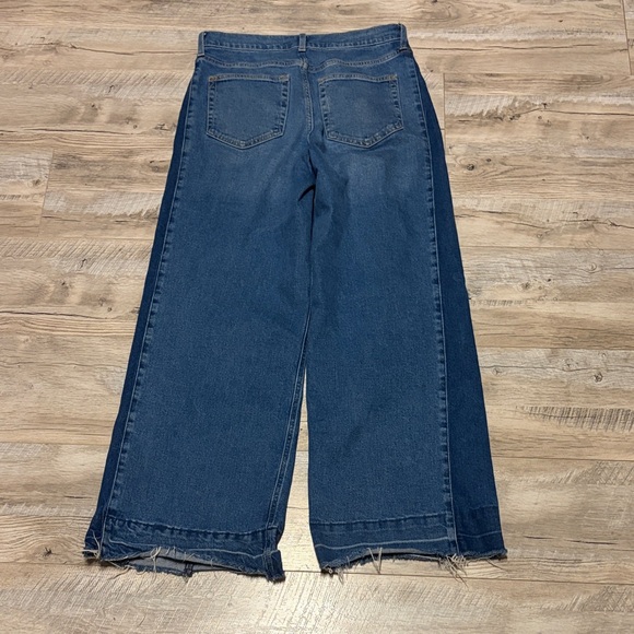 GAP Wide-Leg Jeans - Picture 3 of 5